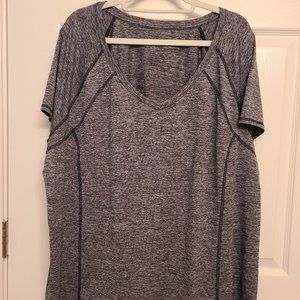 Lane Bryant Livi Active Wicking Short Sleeve Top Plus Size